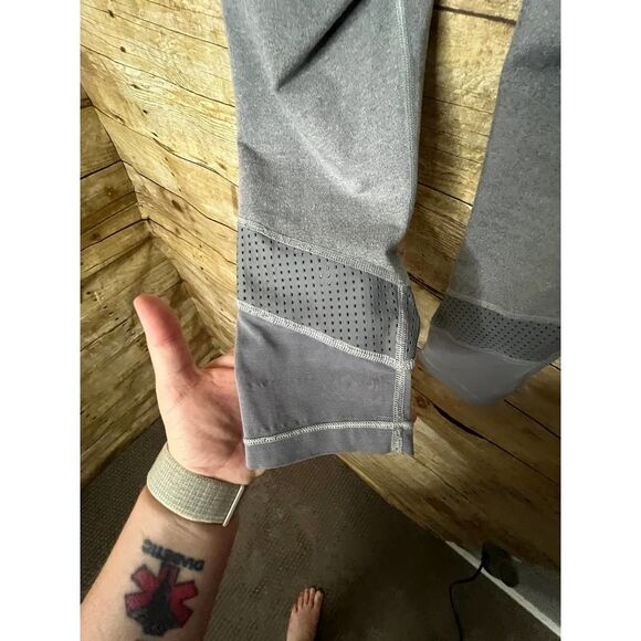 ATHLETA GIRL COBBLESTONE GRAY REFUEL MESH CAPRIS SIZE L/12 ATHLETIC PLAY ACTIVE - Picture 9 of 9